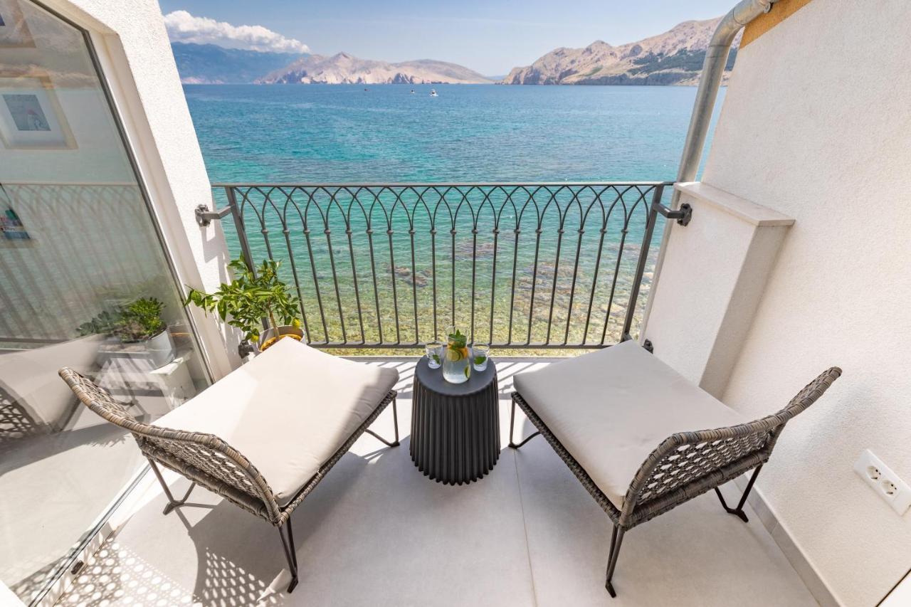 Seafront Baska Apartment Exterior photo